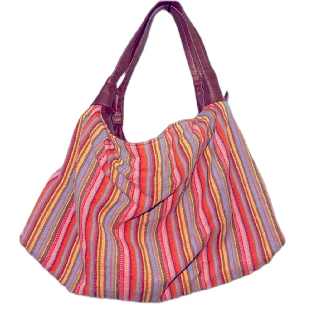 A Boho Chic Style Purse by Bueno beautiful colors 🧡💙💜🩵❤️🩷